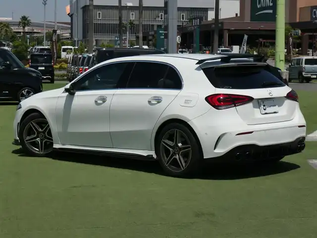 メルセデス・ベンツ Ａ１８０ スタイル AMGライン 千葉県 2019(平31)年 2.7万km ポーラホワイト レーンチェンジアシスト/レーンキーピングアシスト/ブラインドスポットアシスト/アテンションアシスト/ヘッドアップディスプレイ/ディストロニック/純正HDDナビ/地デジTV/【Bluetooth接続】/バックカメラ/ドライブレコーダー/革巻きステアリング/ステアリングスイッチ/パドルシフト/ウインカーミラー/パークトロニック/社外エアロ/純正18インチアルミホイル/サイド/カーテンエアバッグ/キーレスゴー