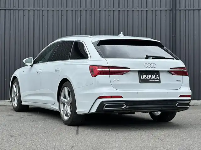 アウディ アウディ Ａ６ アバント 40TDIクワトロ Sライン 福島県 2022(令4)年 3.4万km グレイシアホワイトメタリック ワンオーナー/テクノロジーパッケージ/・4ゾーンデラックスオートマチックエアコンディショナー/・パワークロージングドア/・シートヒーター（フロント/リヤ）/・ワイヤレスチャージング/・ステアリングホイール 3スポークレザーマルチファンクション/パドルシフトヒーター/HDマトリクスLEDヘッドライト/黒レザーシート/メモリ付パワーシート/バーチャルコックピットプラス/純正MMIナビ/CarPlay/360°カメラ/フルセグTV/アダプティブクルーズコントロール/サイドアシスト/アクティブレーンアシスト/パーキングアシストプラス/アウディプレセンス/パワーバックドア/純正19インチAW/純正前後ドラレコ/取扱説明書/保証書/スペアキー