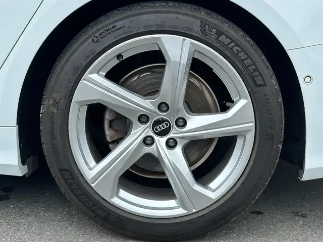 アウディ アウディ Ａ６ アバント 40TDIクワトロ Sライン 福島県 2022(令4)年 3.4万km グレイシアホワイトメタリック ワンオーナー/テクノロジーパッケージ/・4ゾーンデラックスオートマチックエアコンディショナー/・パワークロージングドア/・シートヒーター（フロント/リヤ）/・ワイヤレスチャージング/・ステアリングホイール 3スポークレザーマルチファンクション/パドルシフトヒーター/HDマトリクスLEDヘッドライト/黒レザーシート/メモリ付パワーシート/バーチャルコックピットプラス/純正MMIナビ/CarPlay/360°カメラ/フルセグTV/アダプティブクルーズコントロール/サイドアシスト/アクティブレーンアシスト/パーキングアシストプラス/アウディプレセンス/パワーバックドア/純正19インチAW/純正前後ドラレコ/取扱説明書/保証書/スペアキー