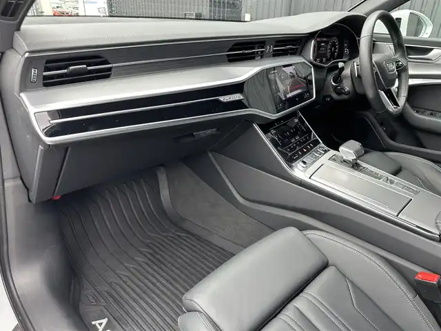 アウディ アウディ Ａ６ アバント 40TDIクワトロ Sライン 福島県 2022(令4)年 3.4万km グレイシアホワイトメタリック ワンオーナー/テクノロジーパッケージ/・4ゾーンデラックスオートマチックエアコンディショナー/・パワークロージングドア/・シートヒーター（フロント/リヤ）/・ワイヤレスチャージング/・ステアリングホイール 3スポークレザーマルチファンクション/パドルシフトヒーター/HDマトリクスLEDヘッドライト/黒レザーシート/メモリ付パワーシート/バーチャルコックピットプラス/純正MMIナビ/CarPlay/360°カメラ/フルセグTV/アダプティブクルーズコントロール/サイドアシスト/アクティブレーンアシスト/パーキングアシストプラス/アウディプレセンス/パワーバックドア/純正19インチAW/純正前後ドラレコ/取扱説明書/保証書/スペアキー