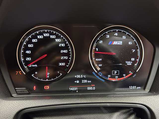 ＢＭＷ Ｍ２ コンペティション 千葉県 2019(平31)年 1.5万km サファイアブラックP サンルーフ　/クルーズコントロール　/半革シート　/ｈａｒｍａｎｋａｒｄｏｎサウンド　/ナビ　/Ｂｌｕｅｔｏｏｔｈ接続　/バックカメラ　/アダプティブＬＥＤライト　/ＰＤＣ　/衝突軽減Ｂ　/ＬＫＡ　/ドラレコ