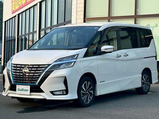 日産 セレナ e－パワー ハイウェイスター G 愛媛県 2019(令1)年 4.7万km ブリリアントホワイトパール 【DNクレーム無効】/純正ナビ（SD/DVD）/全周囲カメラ/フルセグTV/BT/追従有りクルーズコントロール/前後ドラレコ/プロパイロット/純正フリップダウンモニター/パーキングアシスト/ステアリングヒーター/両側パワースライドドア/USB/ETC/現状サマー（純正AW）（195/60/R16）