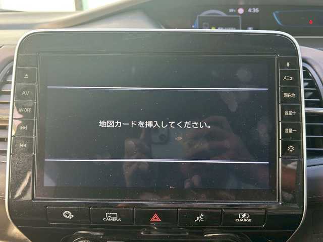 日産 セレナ e－パワー ハイウェイスター G 愛媛県 2019(令1)年 4.7万km ブリリアントホワイトパール 【DNクレーム無効】/純正ナビ（SD/DVD）/全周囲カメラ/フルセグTV/BT/追従有りクルーズコントロール/前後ドラレコ/プロパイロット/純正フリップダウンモニター/パーキングアシスト/ステアリングヒーター/両側パワースライドドア/USB/ETC/現状サマー（純正AW）（195/60/R16）