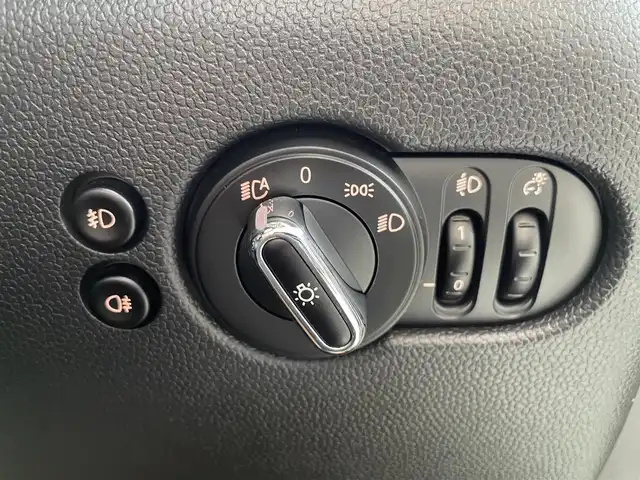 ＭＩＮＩ ミニ クーパー D 栃木県 2020(令2)年 3万km グレーⅡ ワンオーナー /社外TVチューナー/インテリジェントセーフティ/コンフォートアクセス/パークディスタンスコントロール/ナビ/バックカメラ/ETC/LEDヘッドライト/オートライト/ドライブレコーダー