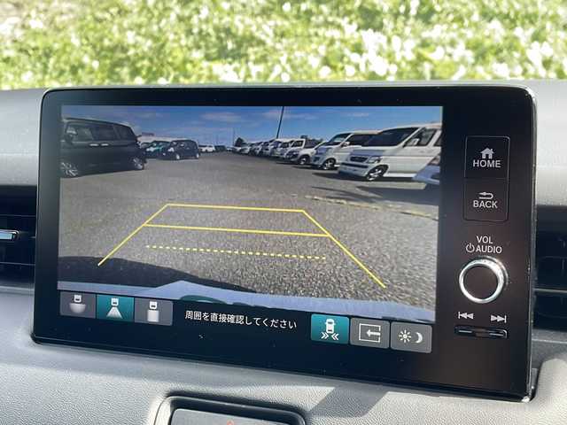 ホンダ ヴェゼル ハイブリッド e:HEV Z 新潟県 2023(令5)年 4万km プラチナホワイトパール 4WD/純正9インチコネクトナビ/BT/USB/フルセグテレビ/バックカメラ/ETC2.0/ドライブレコーダー/衝突被害軽減ブレーキ/レーンキープアシスト/レーダークルーズコントロール/半革シート/シートヒーター /ステアリングヒーター/ステアリングスイッチ/パドルシフト/コーナーセンサー/スマートキー/プッシュスタート/LEDヘッドライト/オートライト/オートハイビーム/フォグランプ/純正18インチアルミホイール
