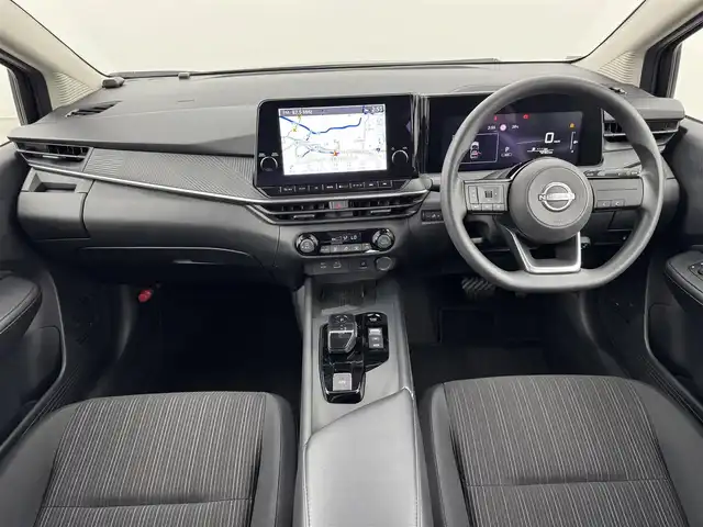 日産 ノート X 福岡県 2024(令6)年 0.8万km スーパーブラック 純正９型ナビ（フルセグＴＶ）　/全方位カメラ　/デジタルルームミラー　/置くだけ充電　/ビルトインＥＴＣ２．０　/前方ドライブレコーダー　/エマージェンシーブレーキ　/レーンキープ　/ＢＳＷ　/ステアリングリモコン