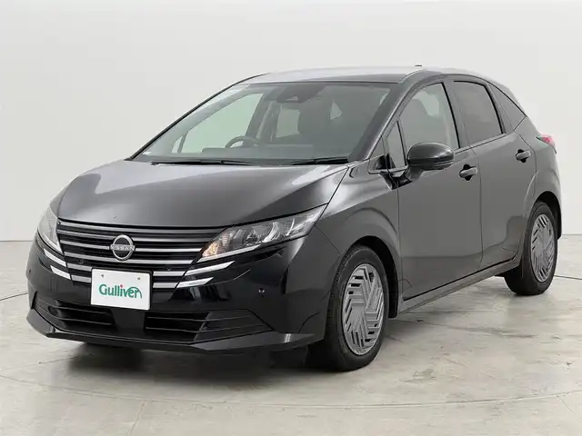 日産 ノート X 福岡県 2024(令6)年 0.8万km スーパーブラック 純正９型ナビ（フルセグＴＶ）　/全方位カメラ　/デジタルルームミラー　/置くだけ充電　/ビルトインＥＴＣ２．０　/前方ドライブレコーダー　/エマージェンシーブレーキ　/レーンキープ　/ＢＳＷ　/ステアリングリモコン