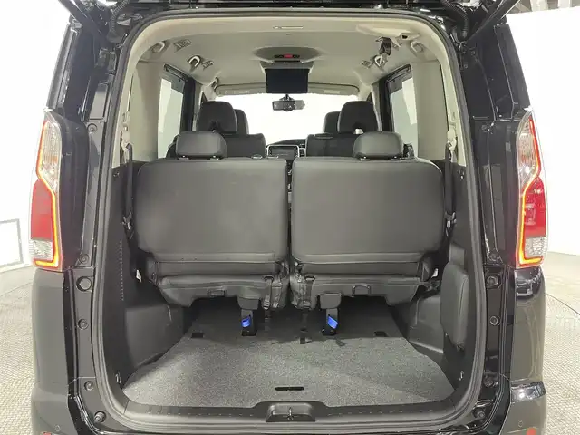 日産 セレナ ハイウェイスター Vセレクション 大阪府 2017(平29)年 4.2万km ダイヤモンドブラック ProPILOT 純正9incナビTV 360カメラ 後席モニター ETC デジタルインナーミラー 両側パワースライドドア 衝突軽減 レーダーC クリアランスソナー パークアシスト ドラレコ