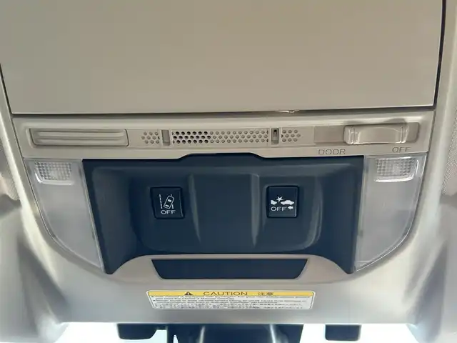 スバル フォレスター ハイブリッド アドバンス 広島県 2020(令2)年 5.7万km マグネタイトグレーメタリック 純正８インチナビ　　　　CN-LR840DFD/ 「Bluetooth/フルセグ/CD/DVD」/ALPINEフリップダウンモニター　　TMX-RM3205/ステアリングヒーター　/全席シートヒーター　/シートメモリ　/デジタルインナーミラー/ハーフレザーシート　/レーダークルーズコントロール/バックカメラ/パドルシフト　/ヘッドライトレベライザー/衝突軽減ブレーキシステム　/ＥＴＣ/ドライブレコーダー/車線逸脱防止システム/コーナーセンサー/LEDヘッドライト/純正１８インチアルミ/純正フロアマット/スマートキー/プッシュスタート/保証書/取扱説明書