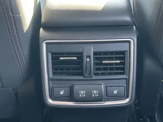 スバル フォレスター ハイブリッド アドバンス 広島県 2020(令2)年 5.7万km マグネタイトグレーメタリック 純正８インチナビ　　　　CN-LR840DFD/ 「Bluetooth/フルセグ/CD/DVD」/ALPINEフリップダウンモニター　　TMX-RM3205/ステアリングヒーター　/全席シートヒーター　/シートメモリ　/デジタルインナーミラー/ハーフレザーシート　/レーダークルーズコントロール/バックカメラ/パドルシフト　/ヘッドライトレベライザー/衝突軽減ブレーキシステム　/ＥＴＣ/ドライブレコーダー/車線逸脱防止システム/コーナーセンサー/LEDヘッドライト/純正１８インチアルミ/純正フロアマット/スマートキー/プッシュスタート/保証書/取扱説明書