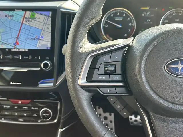 スバル フォレスター ハイブリッド アドバンス 広島県 2020(令2)年 5.7万km マグネタイトグレーメタリック 純正８インチナビ　　　　CN-LR840DFD/ 「Bluetooth/フルセグ/CD/DVD」/ALPINEフリップダウンモニター　　TMX-RM3205/ステアリングヒーター　/全席シートヒーター　/シートメモリ　/デジタルインナーミラー/ハーフレザーシート　/レーダークルーズコントロール/バックカメラ/パドルシフト　/ヘッドライトレベライザー/衝突軽減ブレーキシステム　/ＥＴＣ/ドライブレコーダー/車線逸脱防止システム/コーナーセンサー/LEDヘッドライト/純正１８インチアルミ/純正フロアマット/スマートキー/プッシュスタート/保証書/取扱説明書