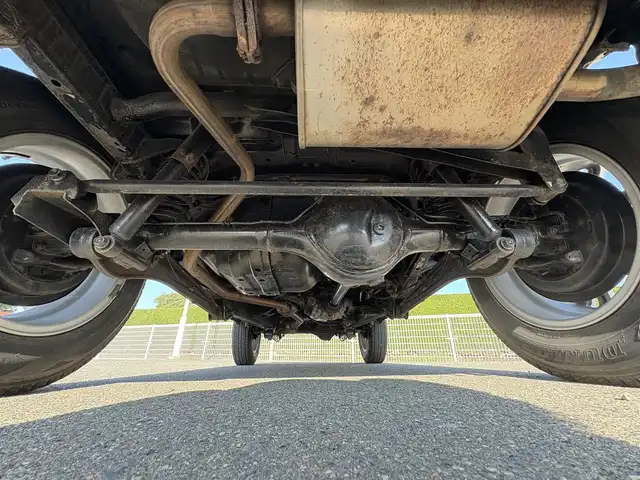 スズキ ジムニー ランドベンチャー 岩手県 2016(平28)年 7.2万km パールホワイト 禁煙車/4WD(切替)/シートヒーター/ミラーヒーター/背面タイヤ/社外ナビ/→フルセグTV/Bluetooth/CD/DVD/FM/AM/ステアリングスイッチ/〇電動格納ミラー/〇ウィンカーミラー/〇フロアマット/〇ドアバイザー/〇シガーソケット/オートライト/フォグライト/夏タイヤアルミホイール車載