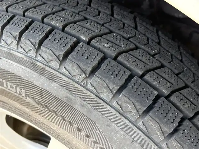 スズキ ジムニー ランドベンチャー 岩手県 2016(平28)年 7.2万km パールホワイト 禁煙車/4WD(切替)/シートヒーター/ミラーヒーター/背面タイヤ/社外ナビ/→フルセグTV/Bluetooth/CD/DVD/FM/AM/ステアリングスイッチ/〇電動格納ミラー/〇ウィンカーミラー/〇フロアマット/〇ドアバイザー/〇シガーソケット/オートライト/フォグライト/夏タイヤアルミホイール車載