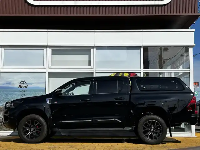 トヨタ ハイラックス Z GRスポーツ 道北・旭川 2022(令4)年 2.6万km アティチュードブラックマイカ 純正ナビ/全方位カメラ/アルパインデジタルインナーミラー/（前後ドライブレコーダー）/純正ベッドライナー/TRDキャノピー/GR専用シート/パドルシフト/運転席パワーシート/コーナーセンサー/ETC