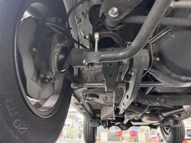スズキ ジムニー シエラ JC 三重県 2021(令3)年 3.8万km ブルーイッシュブラックパール3 ガソリン/パートタイム4WD/フロア4AT/カロッツェリア 8インチ『楽ナビ』 AVIC-RL711/（CD/DVD/MSV/SD/FM/AM/TV/Bluetooth/iPod/USB/HDMI/AUX）/バックカメラ/ドライブレコーダー 前後/ビルトイン ETC/安全/・デュアルセンサーブレーキサポート/・車線逸脱警報機能/・ふらつき警報機能/・標識認識機能/・ハイビームアシスト/・トラクションコントロールシステム/・ヒルディセントコントロール/など/装備/・シートカバー（革調）/・クルーズコントロール/・シートヒーター（D/N）/・オートエアコン/・ステアリングスイッチ/・オートライト/・LEDヘッドランプ/・フロントフォグランプ/・プッシュスタート/・電動格納ドアミラー/・純正15inAW/・背面スペアタイヤ/・保/取/ナビ取/・スマートキーx1/など
