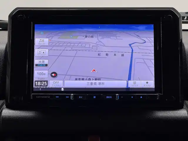 スズキ ジムニー シエラ JC 三重県 2021(令3)年 3.8万km ブルーイッシュブラックパール3 ガソリン/パートタイム4WD/フロア4AT/カロッツェリア 8インチ『楽ナビ』 AVIC-RL711/（CD/DVD/MSV/SD/FM/AM/TV/Bluetooth/iPod/USB/HDMI/AUX）/バックカメラ/ドライブレコーダー 前後/ビルトイン ETC/安全/・デュアルセンサーブレーキサポート/・車線逸脱警報機能/・ふらつき警報機能/・標識認識機能/・ハイビームアシスト/・トラクションコントロールシステム/・ヒルディセントコントロール/など/装備/・シートカバー（革調）/・クルーズコントロール/・シートヒーター（D/N）/・オートエアコン/・ステアリングスイッチ/・オートライト/・LEDヘッドランプ/・フロントフォグランプ/・プッシュスタート/・電動格納ドアミラー/・純正15inAW/・背面スペアタイヤ/・保/取/ナビ取/・スマートキーx1/など