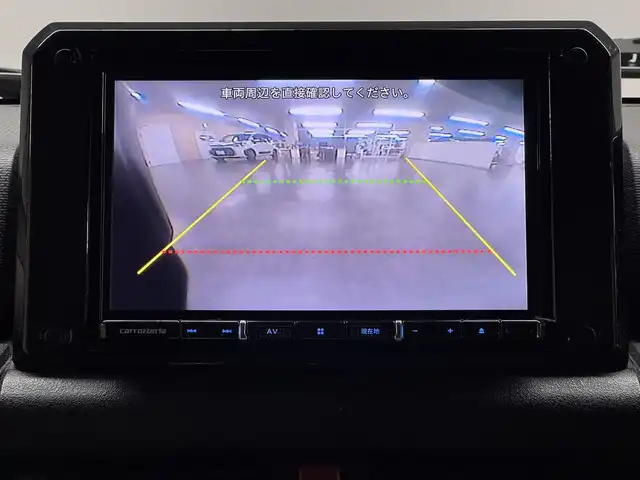 スズキ ジムニー シエラ JC 三重県 2021(令3)年 3.8万km ブルーイッシュブラックパール3 ガソリン/パートタイム4WD/フロア4AT/カロッツェリア 8インチ『楽ナビ』 AVIC-RL711/（CD/DVD/MSV/SD/FM/AM/TV/Bluetooth/iPod/USB/HDMI/AUX）/バックカメラ/ドライブレコーダー 前後/ビルトイン ETC/安全/・デュアルセンサーブレーキサポート/・車線逸脱警報機能/・ふらつき警報機能/・標識認識機能/・ハイビームアシスト/・トラクションコントロールシステム/・ヒルディセントコントロール/など/装備/・シートカバー（革調）/・クルーズコントロール/・シートヒーター（D/N）/・オートエアコン/・ステアリングスイッチ/・オートライト/・LEDヘッドランプ/・フロントフォグランプ/・プッシュスタート/・電動格納ドアミラー/・純正15inAW/・背面スペアタイヤ/・保/取/ナビ取/・スマートキーx1/など