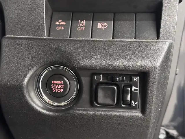 スズキ ジムニー シエラ JC 三重県 2021(令3)年 3.8万km ブルーイッシュブラックパール3 ガソリン/パートタイム4WD/フロア4AT/カロッツェリア 8インチ『楽ナビ』 AVIC-RL711/（CD/DVD/MSV/SD/FM/AM/TV/Bluetooth/iPod/USB/HDMI/AUX）/バックカメラ/ドライブレコーダー 前後/ビルトイン ETC/安全/・デュアルセンサーブレーキサポート/・車線逸脱警報機能/・ふらつき警報機能/・標識認識機能/・ハイビームアシスト/・トラクションコントロールシステム/・ヒルディセントコントロール/など/装備/・シートカバー（革調）/・クルーズコントロール/・シートヒーター（D/N）/・オートエアコン/・ステアリングスイッチ/・オートライト/・LEDヘッドランプ/・フロントフォグランプ/・プッシュスタート/・電動格納ドアミラー/・純正15inAW/・背面スペアタイヤ/・保/取/ナビ取/・スマートキーx1/など