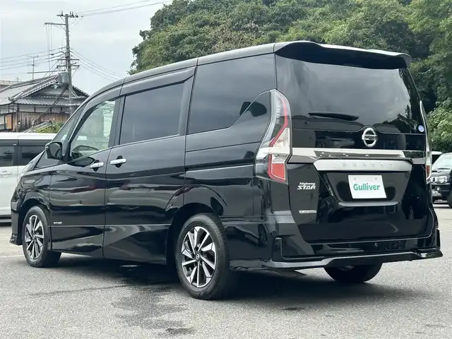 日産 セレナ マルチベッド ハイウェイスター V 大阪府 2020(令2)年 2.6万km ダイヤモンドブラック 純正10インチナビ(BT/フルセグ/CD/DVD)/全方位カメラ/後席モニター/プロパイロット/エマージェンシーブレーキ/ブラインドスポットモニター/コーナーセンサー/盗難防止装置/両側パワースライドドア/ETC/LEDヘッドライト/オートライト/レザーシート/純正アルミホイール/純正フロアマット/エンジンスタートボタン