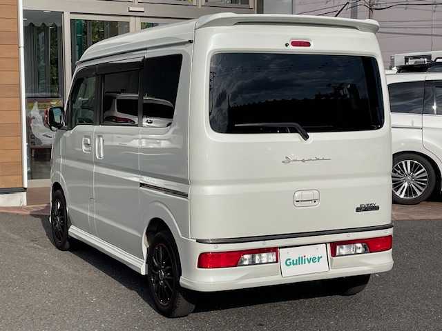 スズキ エブリィ ワゴン PZターボ 埼玉県 2024(令6)年 1.4万km パールホワイト 社外メモリナビ（Ｂｌｕｅｔｏｏｔｈ、フルセグＴＶ）/バックカメラ/ＥＴＣ2.0/４ＷＤ/ターボ/ＵＳＢ入力端子/スペアキー/前後ドラレコ/Ｄ席シートヒーター/片側パワスラ/純正エアロ/社外アルミ/ＬＥＤヘッド/プッシュスタート/スマートキー/保証書/ナビ取扱説明書/取扱説明書/オートエアコン/オートライト/レザーシート/社外フロアマット/ベンチシート/横滑り防止装置/レーンキープアシスト/ダブルエアバッグ/衝突軽減システム/デジタルインナーミラー/アイドリングストップ