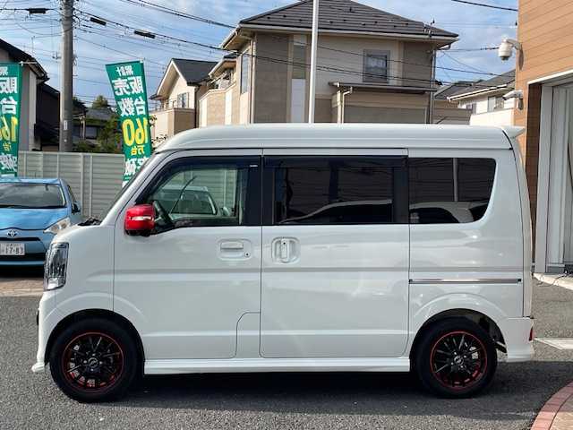 スズキ エブリィ ワゴン PZターボ 埼玉県 2024(令6)年 1.4万km パールホワイト 社外メモリナビ（Ｂｌｕｅｔｏｏｔｈ、フルセグＴＶ）/バックカメラ/ＥＴＣ2.0/４ＷＤ/ターボ/ＵＳＢ入力端子/スペアキー/前後ドラレコ/Ｄ席シートヒーター/片側パワスラ/純正エアロ/社外アルミ/ＬＥＤヘッド/プッシュスタート/スマートキー/保証書/ナビ取扱説明書/取扱説明書/オートエアコン/オートライト/レザーシート/社外フロアマット/ベンチシート/横滑り防止装置/レーンキープアシスト/ダブルエアバッグ/衝突軽減システム/デジタルインナーミラー/アイドリングストップ