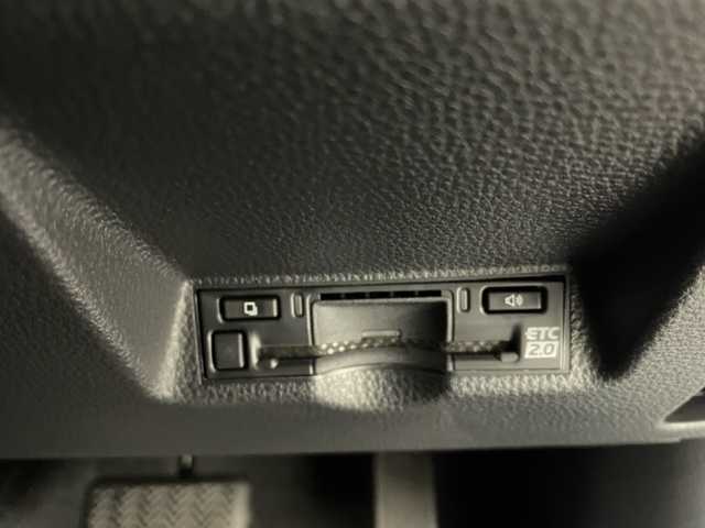 トヨタ ヤリスクロス ハイブリッド Z アドベンチャー 兵庫県 2025(令7)年 0.1千km ブラックマイカ 純正メモリナビ/（フルセグ、BT、USB、Miracast、HDMI）/純正DA/登録済み未使用車/アラウンドビューモニター/コーナーセンサー/パワーシート/レザーシート/シートヒーター/ステアリングヒーター/ビルトインETC２．０/LDA/PCS/PDA/RCTA/PKSB/BSM/ACC/ルーフレール/LEDヘッドライト/オートハイビーム/純正１８インチAW/スペアキー×１