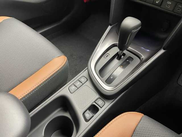 トヨタ ヤリスクロス ハイブリッド Z アドベンチャー 兵庫県 2025(令7)年 0.1千km ブラックマイカ 純正メモリナビ/（フルセグ、BT、USB、Miracast、HDMI）/純正DA/登録済み未使用車/アラウンドビューモニター/コーナーセンサー/パワーシート/レザーシート/シートヒーター/ステアリングヒーター/ビルトインETC２．０/LDA/PCS/PDA/RCTA/PKSB/BSM/ACC/ルーフレール/LEDヘッドライト/オートハイビーム/純正１８インチAW/スペアキー×１