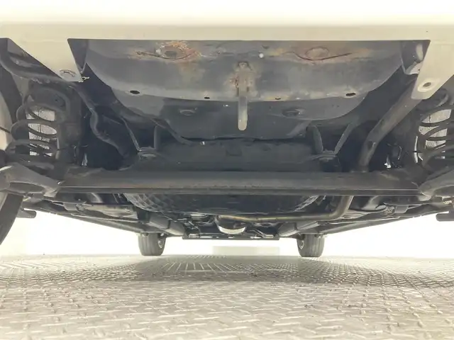 ダイハツ ムーヴ X SAⅢ 沖縄県 2018(平30)年 3.7万km パールホワイトⅢ 禁煙車　/純正７インチナビ【ＣＤ／ＤＶＤ／フルセグＴＶ／ＢＴ】　/バックカメラ　/前方ドライブレコーダー　/ＥＴＣ　/ステアリングリモコン　/衝突被害軽減システム　/オートマチックハイビーム　/オートライト/純正フロアマット/純正ドアバイザー/運転席シートヒーター/電動格納ミラー
