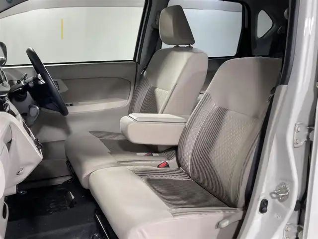 ダイハツ ムーヴ X SAⅢ 沖縄県 2018(平30)年 3.7万km パールホワイトⅢ 禁煙車　/純正７インチナビ【ＣＤ／ＤＶＤ／フルセグＴＶ／ＢＴ】　/バックカメラ　/前方ドライブレコーダー　/ＥＴＣ　/ステアリングリモコン　/衝突被害軽減システム　/オートマチックハイビーム　/オートライト/純正フロアマット/純正ドアバイザー/運転席シートヒーター/電動格納ミラー