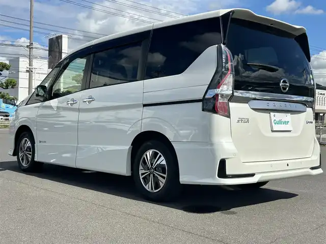 日産 セレナ e－パワー ハイウェイスター V 岡山県 2020(令2)年 3万km ブリリアントホワイトパール 登録時走行距離29126km/純正10インチナビ/フルセグTV(AM.FM.CD.DVD.TV.BT)/フリップダウンモニター/両側パワースライドドア/全方位カメラ/ETC/ブラインドスポットモニター/デジタルインナーミラー/ドライブレコーダー/クリアランスソナー/衝突軽減ブレーキ/横滑り防止装置/クルーズコントロール(追従走行あり)/車線逸脱警報（レーンキープアシスト）/オートライト/オートマチックハイビーム/アイドリングストップ/15インチ純正AW/純正フロアマット