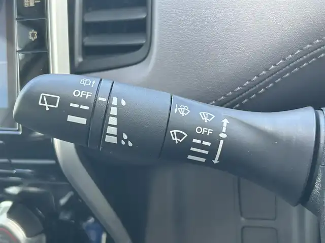 日産 セレナ e－パワー ハイウェイスター V 岡山県 2020(令2)年 3万km ブリリアントホワイトパール 登録時走行距離29126km/純正10インチナビ/フルセグTV(AM.FM.CD.DVD.TV.BT)/フリップダウンモニター/両側パワースライドドア/全方位カメラ/ETC/ブラインドスポットモニター/デジタルインナーミラー/ドライブレコーダー/クリアランスソナー/衝突軽減ブレーキ/横滑り防止装置/クルーズコントロール(追従走行あり)/車線逸脱警報（レーンキープアシスト）/オートライト/オートマチックハイビーム/アイドリングストップ/15インチ純正AW/純正フロアマット