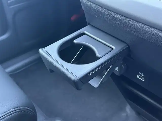 ホンダ フリード ハイブリット e:HEV AIR EX 群馬県 2025(令7)年 0.1万km プラチナホワイトパール ホンダセンシング/・衝突軽減ブレーキ（CMBS）/・歩行者事故低減ステアリング/・路外逸脱抑制機能/・渋滞追従機能付アダプティブクルーズコントロール/・車線維持支援システム（LKAS）/・ブラインドスポットインフォメーション/・誤発進抑制機能/・後方誤発進抑制機能/・パーキングセンサーシステム/・アダプティブドライビングビーム/両側パワースライドドア/LEDヘッドライト/ハーフレザーシート/D/Nシートヒーター/プッシュスタート/スマートキー/ステアリングリモコン/純正15インチアルミホイール