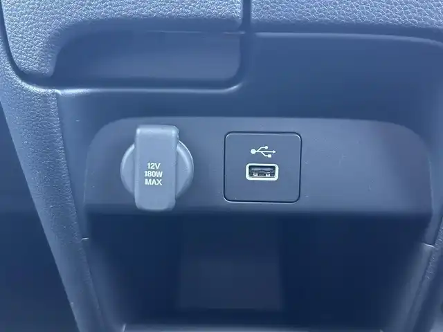 ホンダ フリード ハイブリット e:HEV AIR EX 群馬県 2025(令7)年 0.1万km プラチナホワイトパール ホンダセンシング/・衝突軽減ブレーキ（CMBS）/・歩行者事故低減ステアリング/・路外逸脱抑制機能/・渋滞追従機能付アダプティブクルーズコントロール/・車線維持支援システム（LKAS）/・ブラインドスポットインフォメーション/・誤発進抑制機能/・後方誤発進抑制機能/・パーキングセンサーシステム/・アダプティブドライビングビーム/両側パワースライドドア/LEDヘッドライト/ハーフレザーシート/D/Nシートヒーター/プッシュスタート/スマートキー/ステアリングリモコン/純正15インチアルミホイール