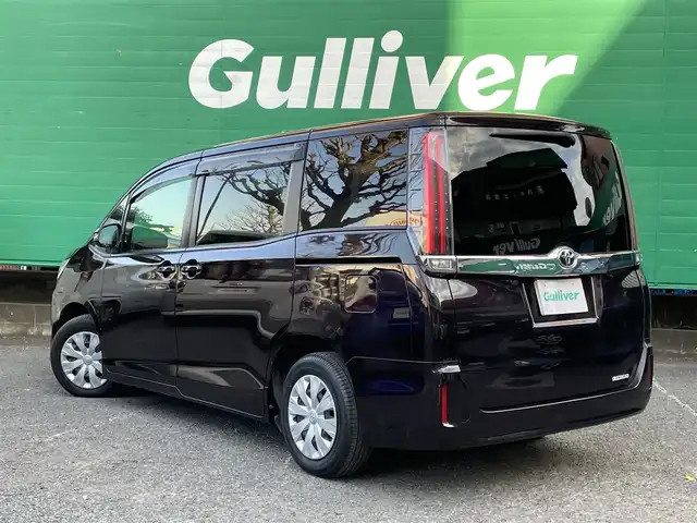 トヨタ ノア X 東京都 2019(平31)年 2.6万km ボルドーマイカメタリック ワンオーナー/トヨタセーフティセンス/・プリクラッシュセーフティ/・レーンディパチャーアラート/・オートマチックハイビーム/純正ナビ（NSCN-W68）/・ＴＶ/Bluetooth/DVD/両側電動スライドドア/プッシュスタート/スマートキー/リヤオートエアコン/オートライト/オートハイビーム/ETC/スペアキー/新車時保証書/取扱説明書