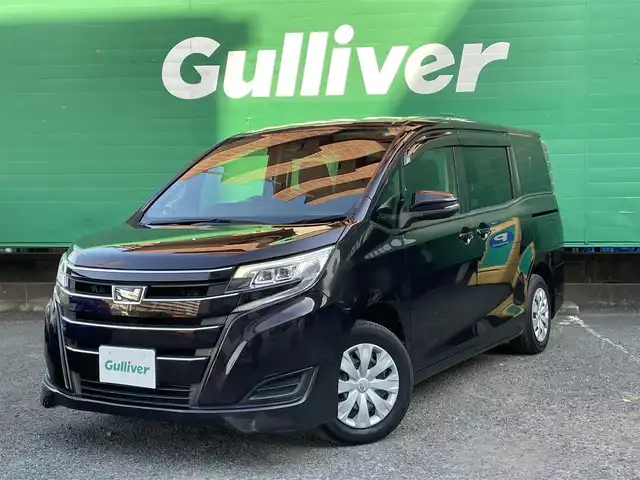 トヨタ ノア X 東京都 2019(平31)年 2.6万km ボルドーマイカメタリック ワンオーナー/トヨタセーフティセンス/・プリクラッシュセーフティ/・レーンディパチャーアラート/・オートマチックハイビーム/純正ナビ（NSCN-W68）/・ＴＶ/Bluetooth/DVD/両側電動スライドドア/プッシュスタート/スマートキー/リヤオートエアコン/オートライト/オートハイビーム/ETC/スペアキー/新車時保証書/取扱説明書