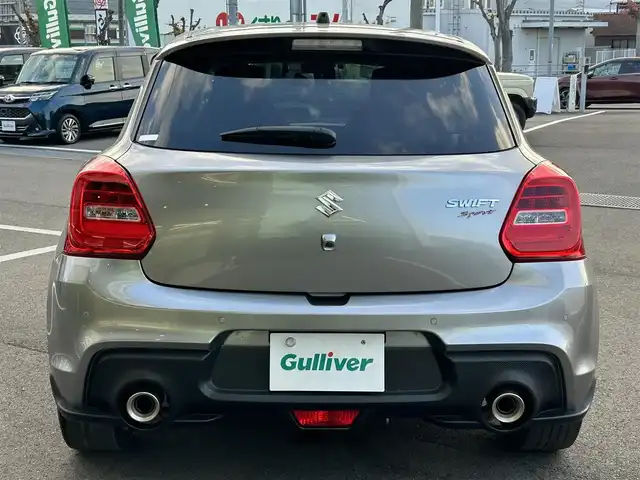 スズキ スイフト スポーツ 愛媛県 2023(令5)年 5万km プレミアムシルバーメタリック 6速MT/純正8型ナビ（Bluetooth/フルセグTV）/アラウンドビューモニター/アダプティブクルーズコントロール/ETC/前後ドライブレコーダー/純正フロアマット/純正17インチアルミホイール/ブラインドスポットモニター/スズキセーフティサポート/ステアリングリモコン/トノカバー/前後コーナーセンサー/LEDヘッドライト/スマートキー