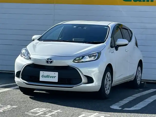 トヨタ アクア G 埼玉県 2023(令5)年 5.3万km プラチナホワイトパールマイカ 純正ナビ/　(Bluetooth/USB/Miracast/FM/AM)/バックカメラ/フルセグテレビ/ビルトインETC2.0/前方ドライブレコーダー/クルーズコントロール/車線逸脱警報/クリアランスソナー/オートLEDライト/オートハイビーム/プッシュスタート/スマートキー