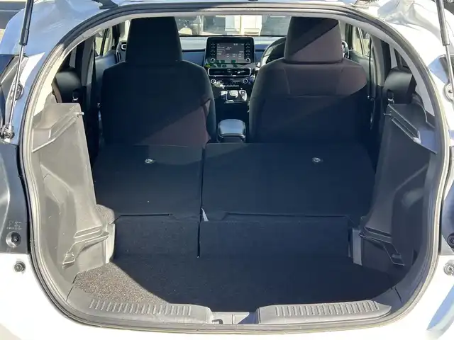 トヨタ アクア G 埼玉県 2023(令5)年 5.3万km プラチナホワイトパールマイカ 純正ナビ/　(Bluetooth/USB/Miracast/FM/AM)/バックカメラ/フルセグテレビ/ビルトインETC2.0/前方ドライブレコーダー/クルーズコントロール/車線逸脱警報/クリアランスソナー/オートLEDライト/オートハイビーム/プッシュスタート/スマートキー