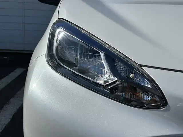 トヨタ アクア G 埼玉県 2023(令5)年 5.3万km プラチナホワイトパールマイカ 純正ナビ/　(Bluetooth/USB/Miracast/FM/AM)/バックカメラ/フルセグテレビ/ビルトインETC2.0/前方ドライブレコーダー/クルーズコントロール/車線逸脱警報/クリアランスソナー/オートLEDライト/オートハイビーム/プッシュスタート/スマートキー