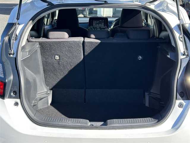 トヨタ アクア G 埼玉県 2023(令5)年 5.3万km プラチナホワイトパールマイカ 純正ナビ/　(Bluetooth/USB/Miracast/FM/AM)/バックカメラ/フルセグテレビ/ビルトインETC2.0/前方ドライブレコーダー/クルーズコントロール/衝突被害軽減ブレーキ/車線逸脱警報/クリアランスソナー/オートLEDライト/オートハイビーム/プッシュスタート/純正フロアマット/スマートキー