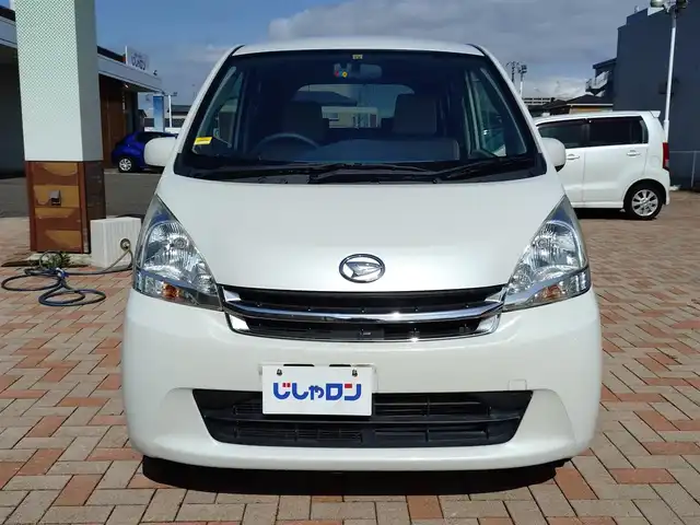 ダイハツ ムーヴ カスタム RS 新潟県 2011(平23)年 6.1万km パールホワイトⅢ (株)IDOMが運営する【じしゃロン新潟店】の自社ローン専用車両になります。/こちらは現金またはオートローンご利用時の価格です。自社ローンご希望の方は別途その旨お申付け下さい/社外ナビ/FM/AM/CD/ワンセグTV視聴可能/ETC/プッシュスタート/電動格納ミラー/スマートキー/取扱説明書