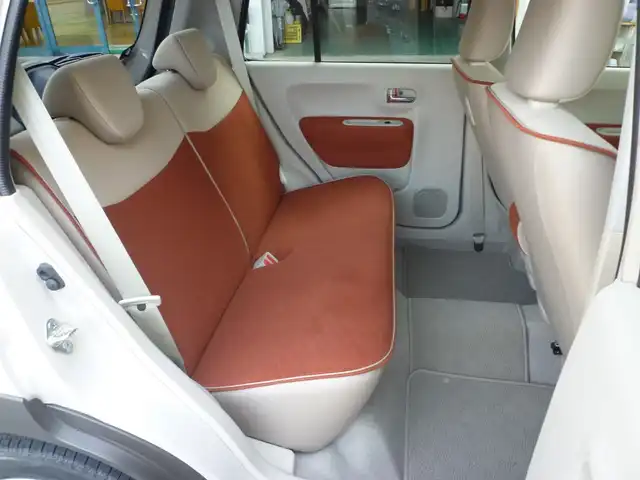 スズキ ラパン X 和歌山県 2020(令2)年 2.2万km フォーンベージュM 走行距離　21367km（登録時）/スズキセーフティサポート/・レーザーレーダーと単眼カメラ/・デュアルセンサーブレーキサポート/・誤発信抑制機能/・車線逸脱警報/・ふらつき警報/・先行者発信お知らせ機能/・ハイビームアシスト/・標識認識機能/・後退時ブレーキサポート/・後方誤発進抑制機能/・リヤパーキングセンサー/シートヒーター(運転席）/SDナビ（CN-RZ875）/フルセグテレビ（CD・DVD・BT）/ETC車載器（ビルトインタイプ）/ステアリングスイッチ/ISOFIX/スマートキー