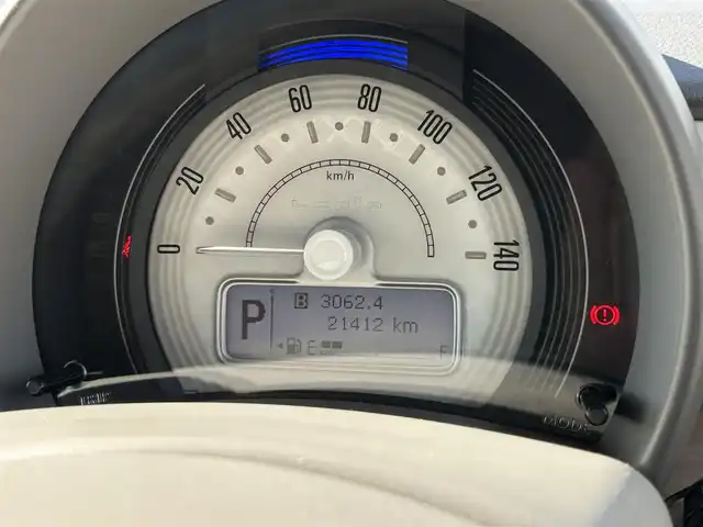 スズキ ラパン X 奈良県 2020(令2)年 2.2万km フォーンベージュM 走行距離　21367km（登録時）/スズキセーフティサポート/・レーザーレーダーと単眼カメラ/・デュアルセンサーブレーキサポート/・誤発信抑制機能/・車線逸脱警報/・ふらつき警報/・先行者発信お知らせ機能/・ハイビームアシスト/・標識認識機能/・後退時ブレーキサポート/・後方誤発進抑制機能/・リヤパーキングセンサー/シートヒーター(運転席）/SDナビ（CN-RZ875）/フルセグテレビ（CD・DVD・BT）/ETC車載器（ビルトインタイプ）/ステアリングスイッチ/ISOFIX/スマートキー