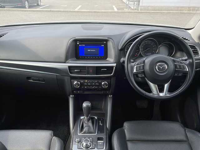 マツダ ＣＸ－５ XD Lパッケージ 秋田県 2016(平28)年 8.3万km ソニックシルバーM 登録時走行距離82809km/４WD/純正HDDナビ/CD/DVD/Bluetooth/バックカメラ/フルセグTV/ETC/クルーズコントロール/横滑り防止装置/レーンキープアシスト/衝突被害軽減システム/運助パワーシート/運助シートヒーター/後方コーナーセンサー/純正AW/格納ウィンカーミラー/LEDヘッドライト/フォグランプ/スマートキー/スペアキー