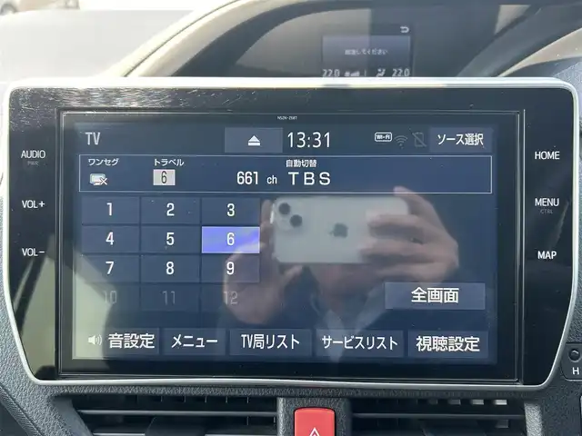 トヨタ ヴォクシー ハイブリッド ZS 煌Ⅱ 岡山県 2019(平31)年 5.1万km ホワイトパールクリスタルシャイン モデリスタエアロ/純正10インチナビ/（AM.FM.BT.TV.CD.DVD）/純正フリップダウンモニター/両側パワースライドドア/トヨタセーフティセンス/・プリクラッシュセーフティ/・オートマチックハイビーム/・レーンディパーチャアラート/バックカメラ/LEDヘッドライト/フォグランプ/びるといんETC/WAC