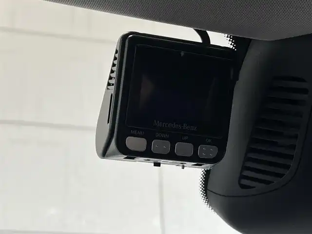 メルセデス・ベンツ Ｃ２２０ｄ 4マチック オールテレイン 山形県 2022(令4)年 2.4万km オブシディアンブラック 4WD/パノラマSR/純正大型ナビ/・Bluetooth/USB/AppleCarPlay/360°カメラ/アダプティブクルーズコントロール/レーンキープアシスト/ブラインドスポットアシスト/ヘッドアップディスプレイ/パーキングアシスト/ステアリングアシスト/アクティブステアリングアシスト/ダウンヒルアシスト/トラフィックサインアシスト/ワイヤレスチャージ/純正LEDライト/・オートライト/オートハイビーム/アンビエントライト(マルチ色)/ブラックレザーシート/・パワーシート/シートヒーターD/N席/パワーリアゲート
