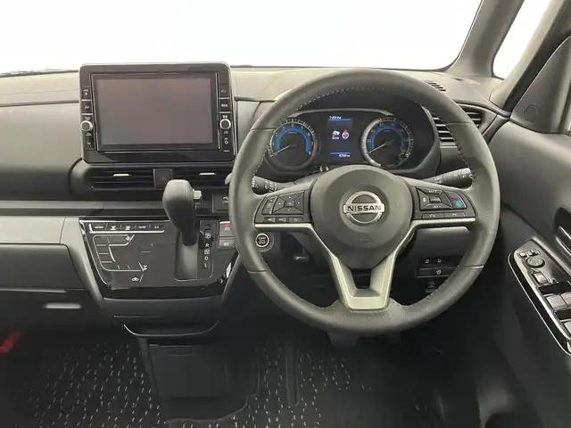 日産 ルークス HWS Gターボ プロパイロットED 兵庫県 2022(令4)年 0.5万km スパークリングレッド/ブラック 純正9インチナビ/（CD/DVD/USB/MSV/AUX/Bluetooth/フルセグTV）/バックカメラ/アラウンドビューモニター/プロパイロット/エマージェンシーブレーキ/LKA/クリアランスソナー/電子パーキング/AUTO HOLD/ターボエンジン/標識認識/横滑り防止装置/衝突軽減システム/コーナーセンサー（前後）/アダクティブクルーズコントロール/ハンズフリースライド/両側パワースライドドア/LEDヘッドライト/LEDフォグランプ/オートライト/ステアリングリモコン/ビルトインETC/サーキュレーター/純正15インチアルミホイール/純正フロアマット/スマートキー/ドアバイザー