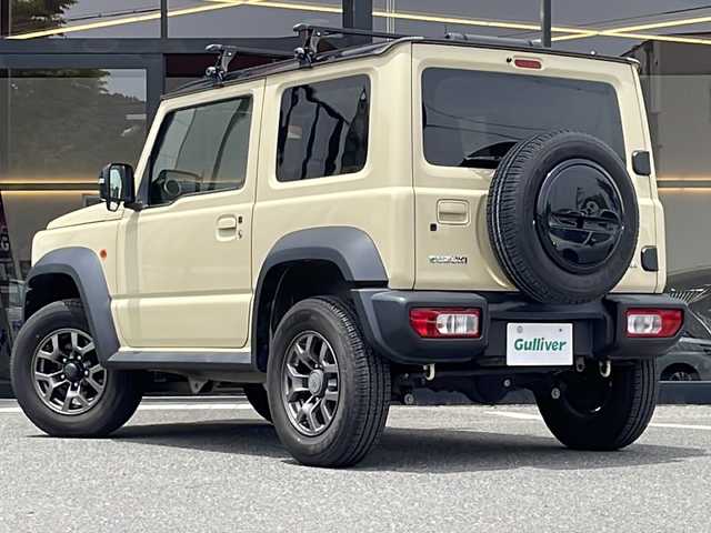 スズキ ジムニー シエラ JC 大阪府 2019(令1)年 2万km シフォンアイボリーメタリックブラック2トーンルーフ ４ＷＤ　/ルーフキャリア　/前席シートヒーター　/ナビ　/Bluetooth　/ワンセグＴＶ　/クルーズコントロール　/ダウンヒルアシストコントロール　/衝突軽減システム　/ヒーテッドドアミラー　/ヘッドライトウォッシャー/オートライト/オートエアコン/電格ミラー/純正アルミホイール/純正フロアマット/ETC/スマートキー/プッシュスタート