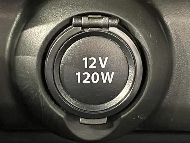 スズキ スイフト RSt 愛知県 2018(平30)年 3.7万km プレミアムシルバーメタリック 純正８インチＳＤナビ　/（Bluetooth・フルセグTV/SD/CD・DVD再生）/アラウンドビューモニター　/レーダークルーズコントロール/シートヒーター　/衝突軽減ブレーキ　/ＬＥＤヘッドライト/パドルシフト　/純正フロアマット　/純正16インチアルミ/フォグランプ