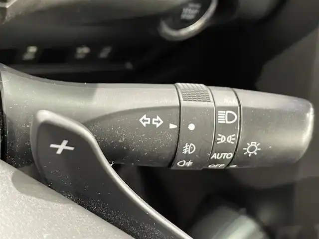 スズキ スイフト RSt 愛知県 2018(平30)年 3.7万km プレミアムシルバーメタリック 純正８インチＳＤナビ　/（Bluetooth・フルセグTV/SD/CD・DVD再生）/アラウンドビューモニター　/レーダークルーズコントロール/シートヒーター　/衝突軽減ブレーキ　/ＬＥＤヘッドライト/パドルシフト　/純正フロアマット　/純正16インチアルミ/フォグランプ